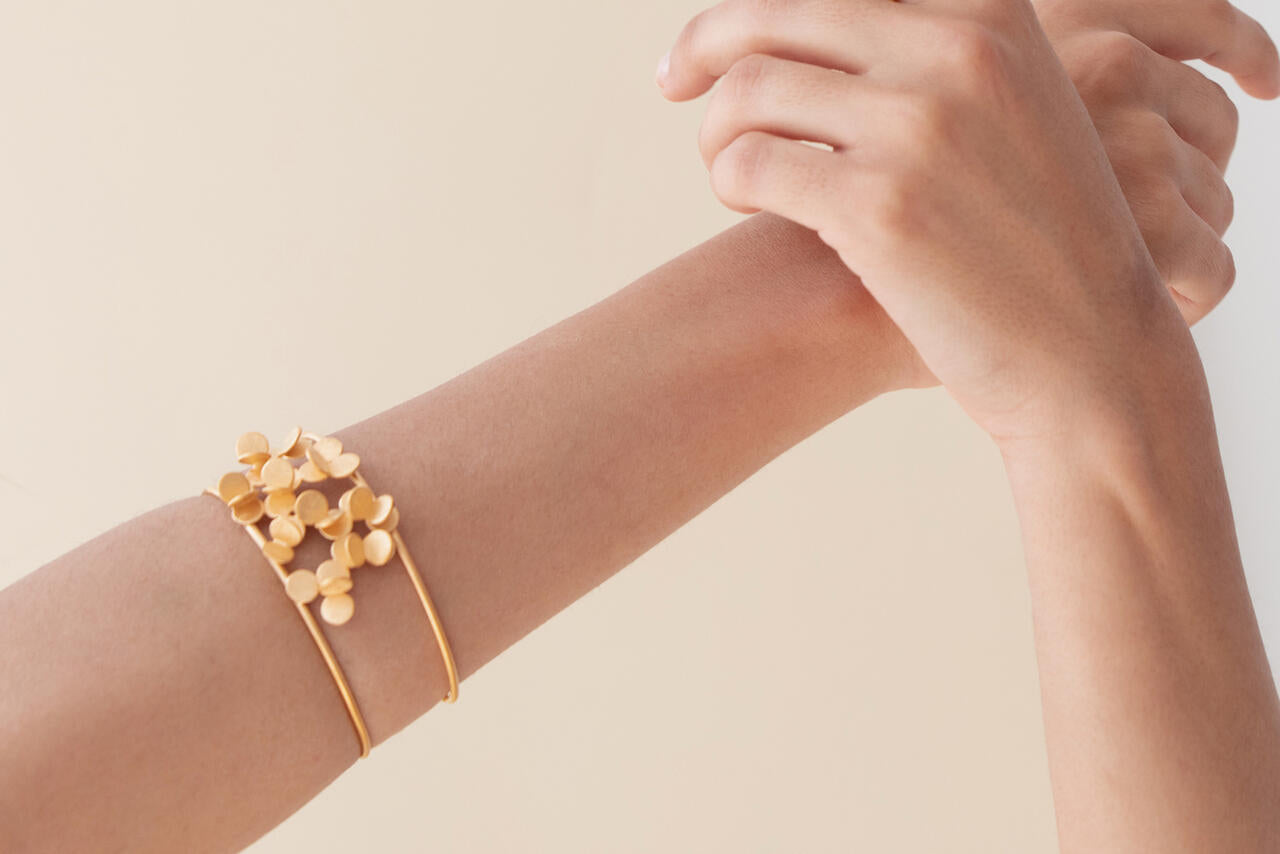 ARAI GOLDEN BRACELET SARA DOMÈNECH Ref. J3250PO093200 · Collection: ARAI