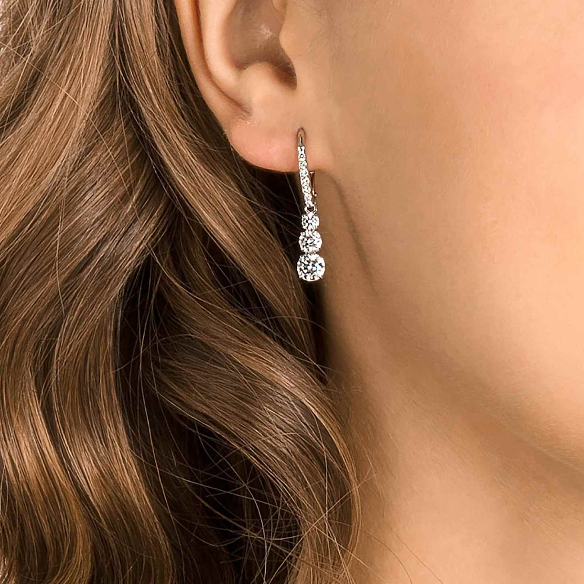 Swarovski Orecchini a cerchio Stilla Attract, Taglio Round, Bianchi, Placcato rodio