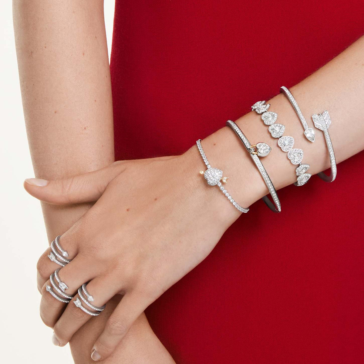 Swarovski Braccialetto Idyllia, Taglio misto, Cuore con freccia, Bianco, Placcato rodio